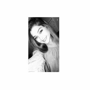 Meet your Posher, Logan